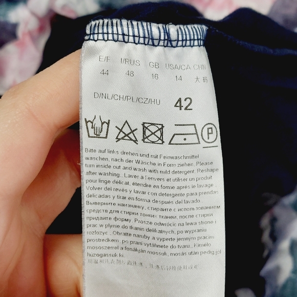 Cartoon Floral Loose Fit Long Sleeve Lightweight Blouse P1496 - Picture 7 of 9